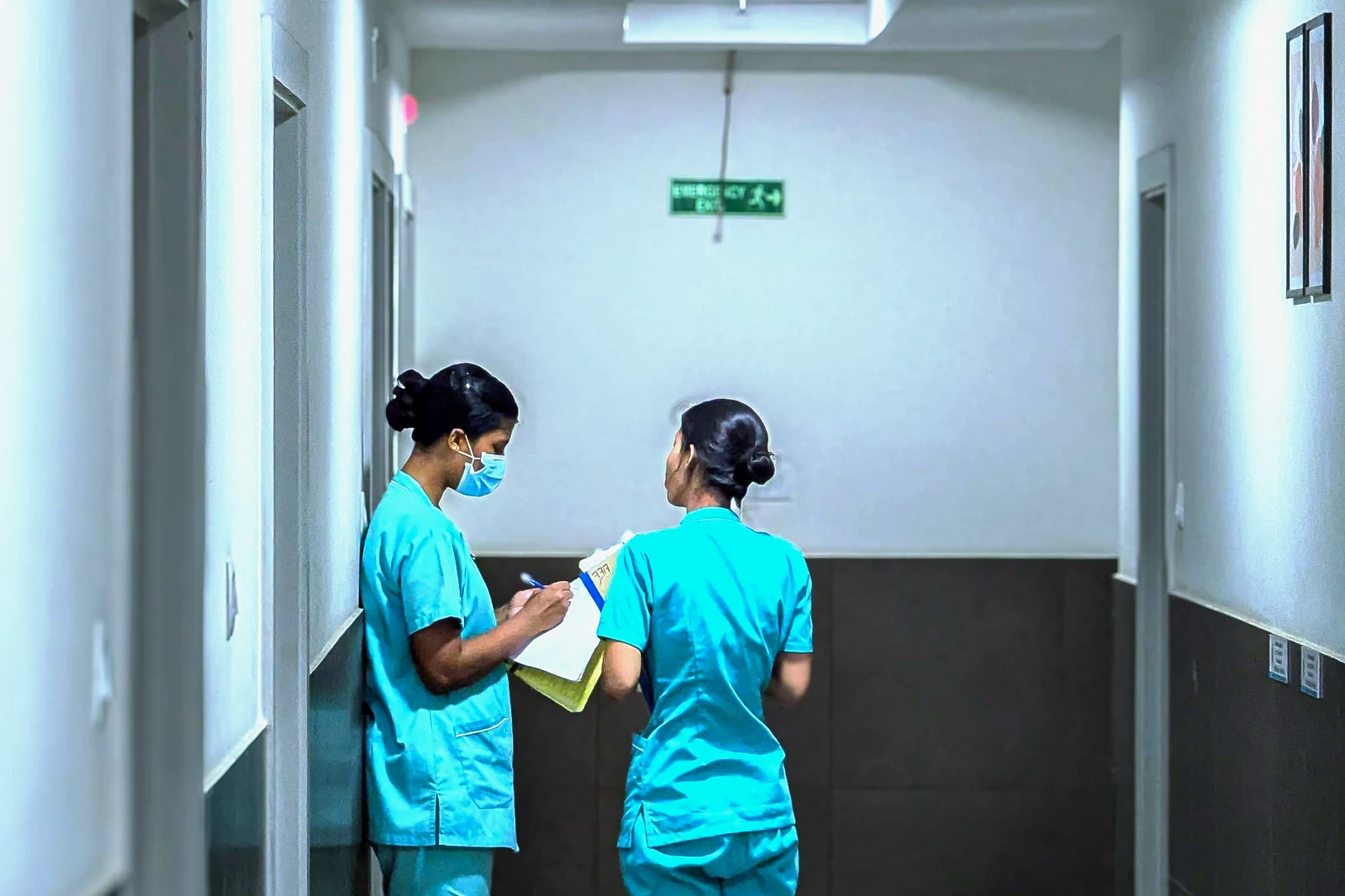 HR onboarding checklist for healthcare employers