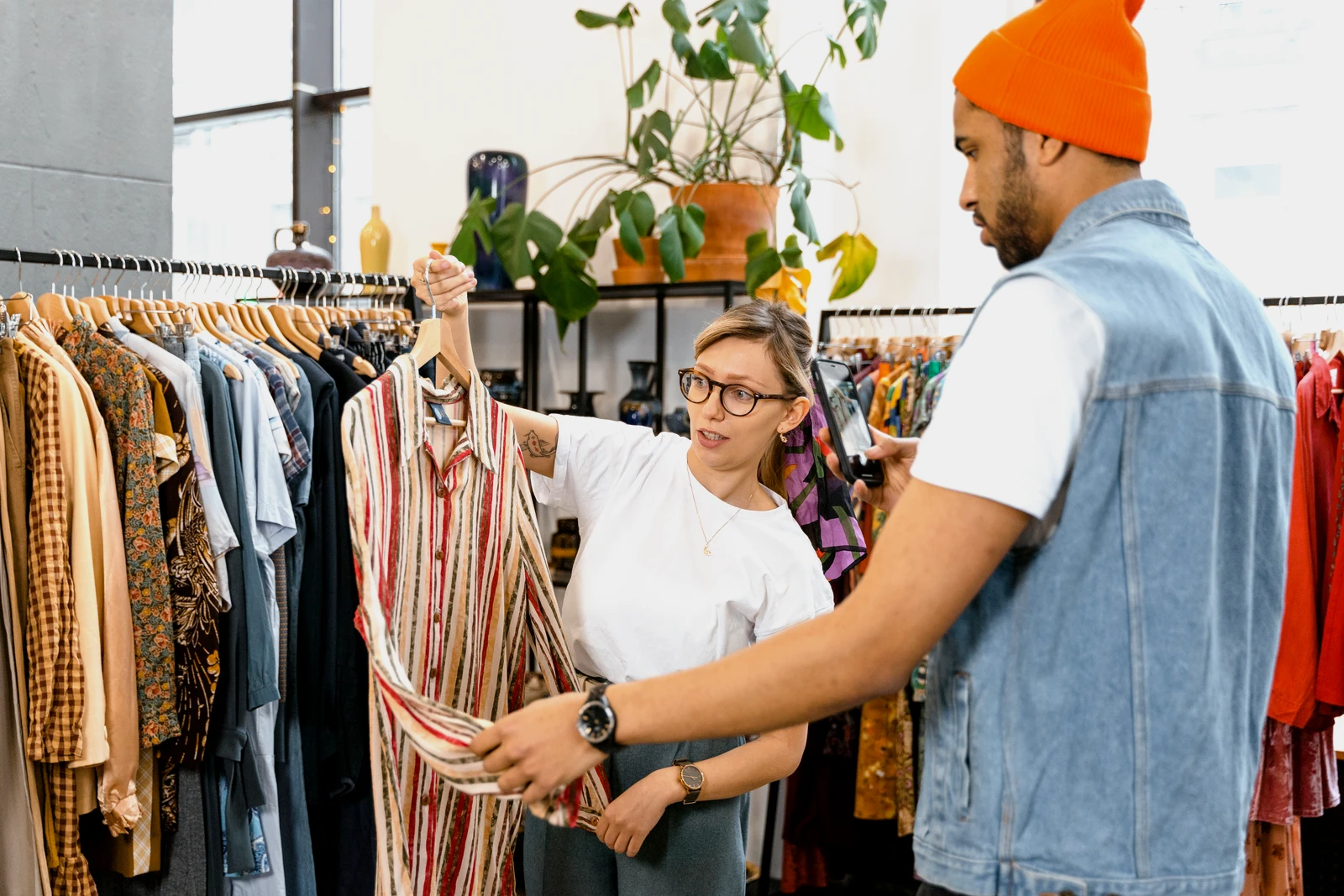 Team communication challenges in multi-site businesses