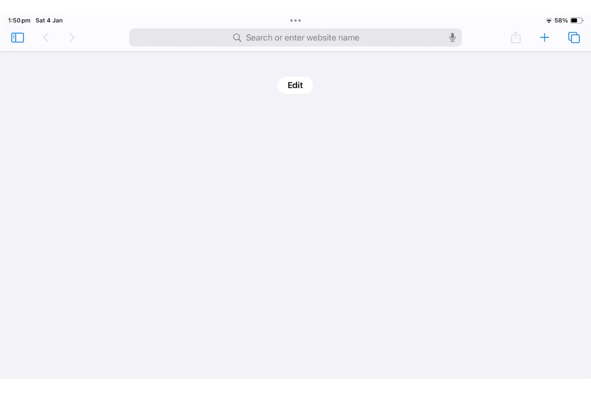 Screenshot showing the Safari icon on an iPad home screen
