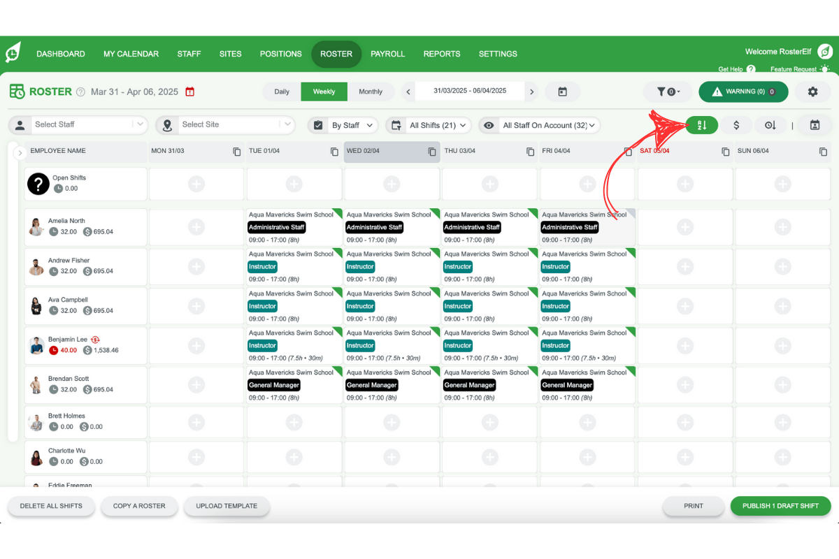 Screenshot illustrating the option to order the roster by name in RosterElf